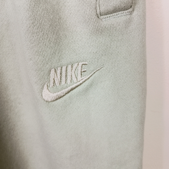 Nike Fleece Joggers Mens Green Medium Pockets Embroidered Logo Drawstring - Picture 5 of 12